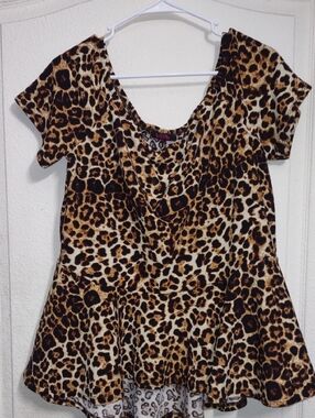 Blush Leopard Print Short Sleeve Peplum Top - Brown & Black